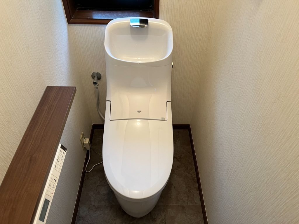 渋川市　２階トイレ工事　〈リクシル　プレアスLS〉　－リフォームモリハウスー