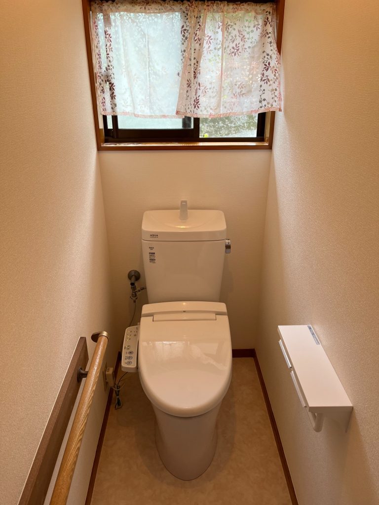 渋川市　トイレ工事　〈リクシル　アメージュZ〉　－リフォームモリハウスー