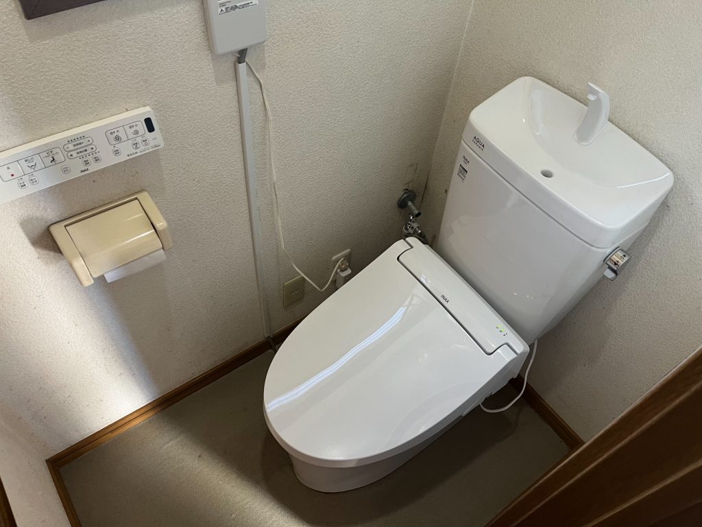 榛東村 トイレ工事 〈リクシル アメージュZ+KA31〉 -リフォームモリハウスー