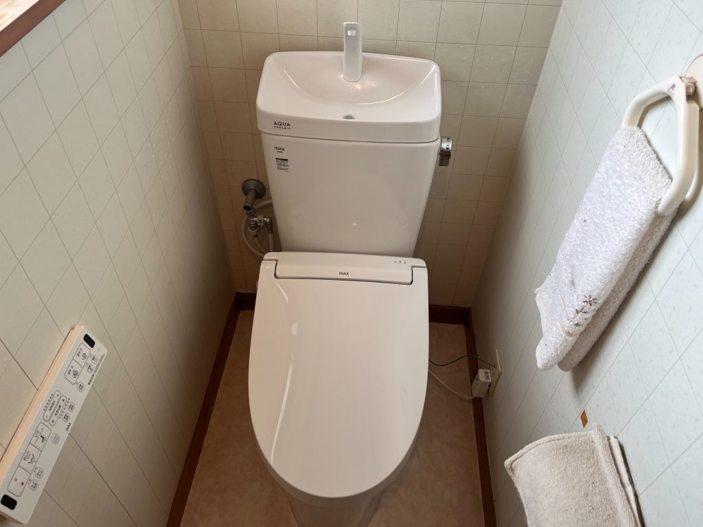 榛東村 トイレ工事 〈リクシル アメージュZ+KA21〉