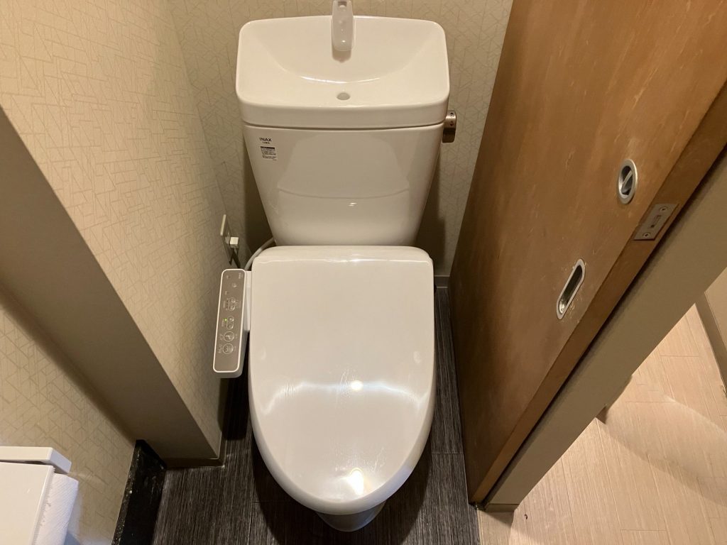 渋川市　トイレ工事　〈リクシル　アメージュＺ＋Ｄ〉