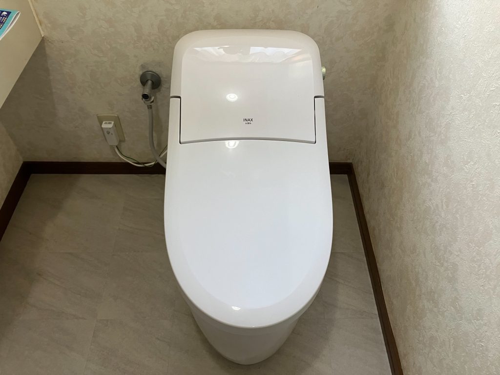 渋川市　トイレ工事　〈リクシル　プレアスLS〉