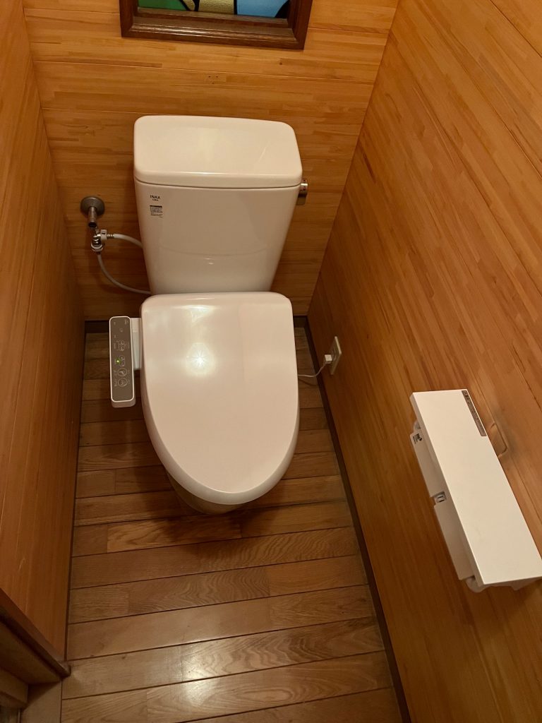 渋川市 トイレ工事 〈リクシル アメージュZ+D〉