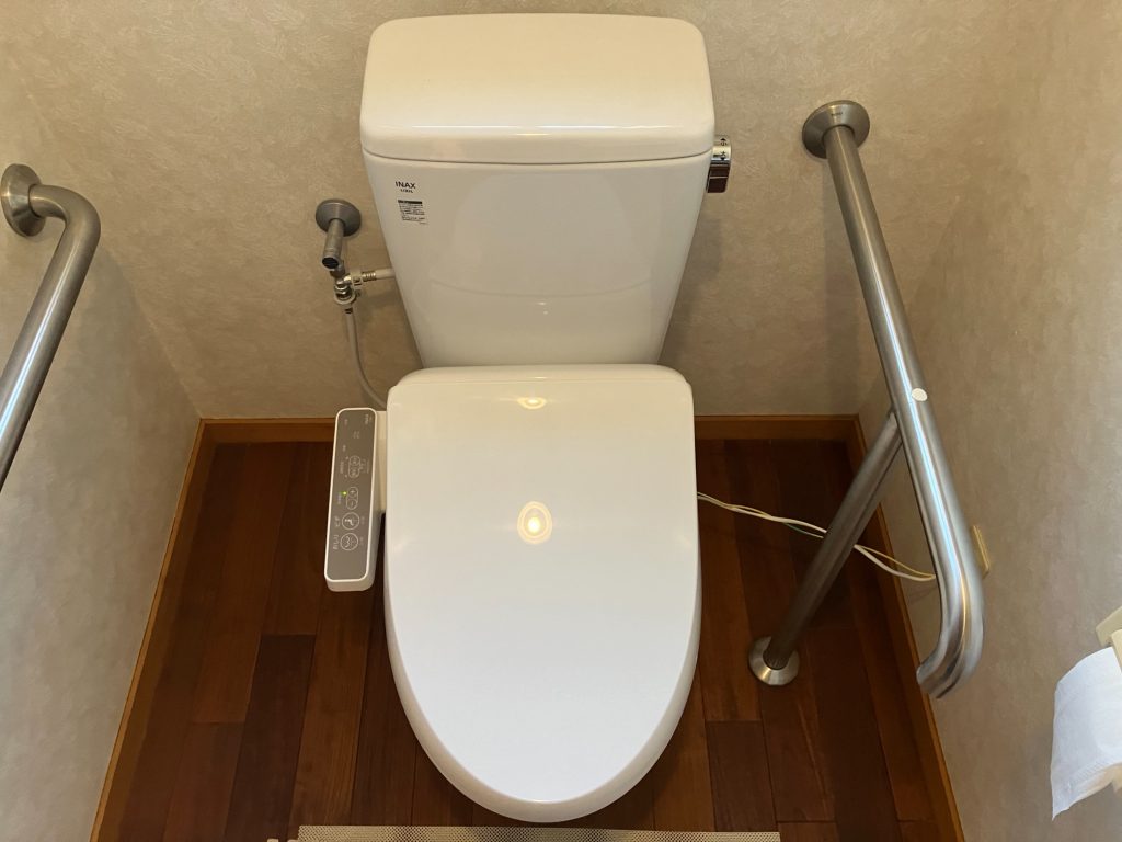 渋川市　トイレ工事　〈リクシル　アメージュＺ+Ｄ　手洗なし〉