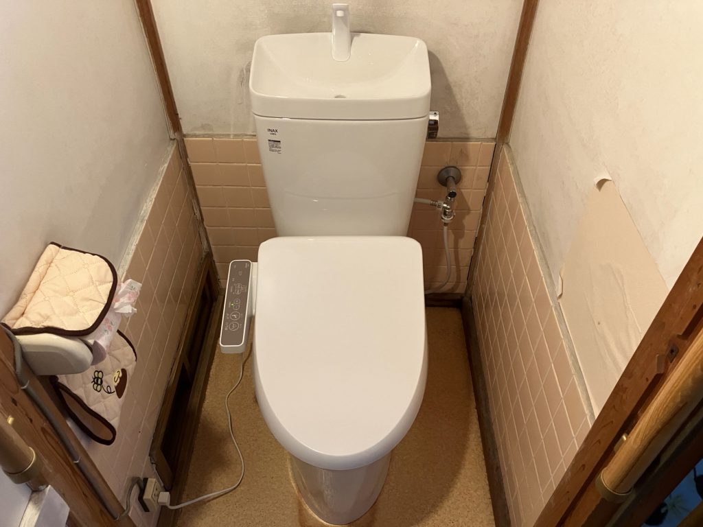 渋川市 トイレ工事 〈リクシル アメージュZ+D 手洗付き〉