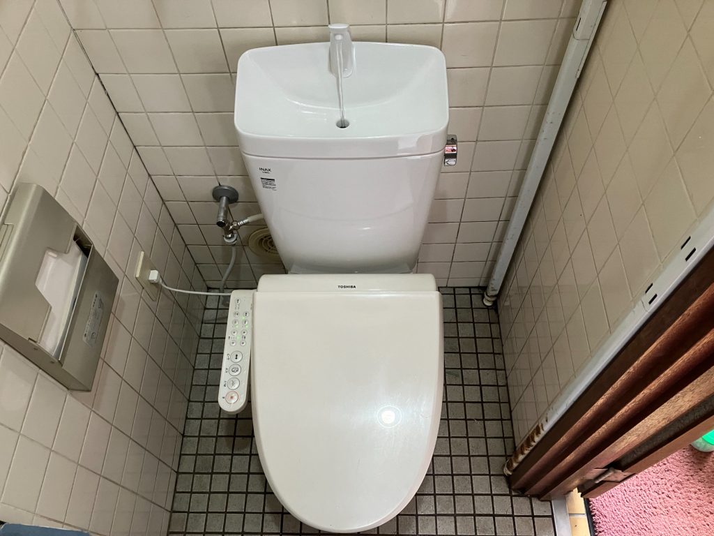 渋川市 トイレ工事 〈LIXIL アメージュZ リトイレ〉