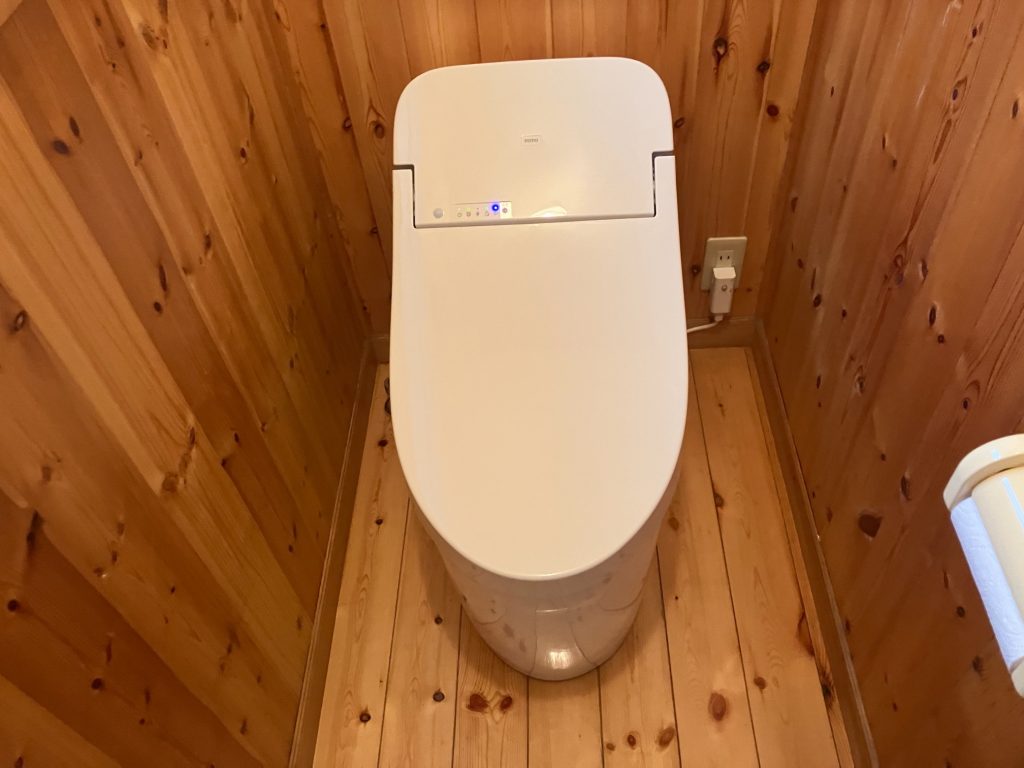 渋川市 トイレ工事〈TOTO GG1 CES9415 ホワイト〉