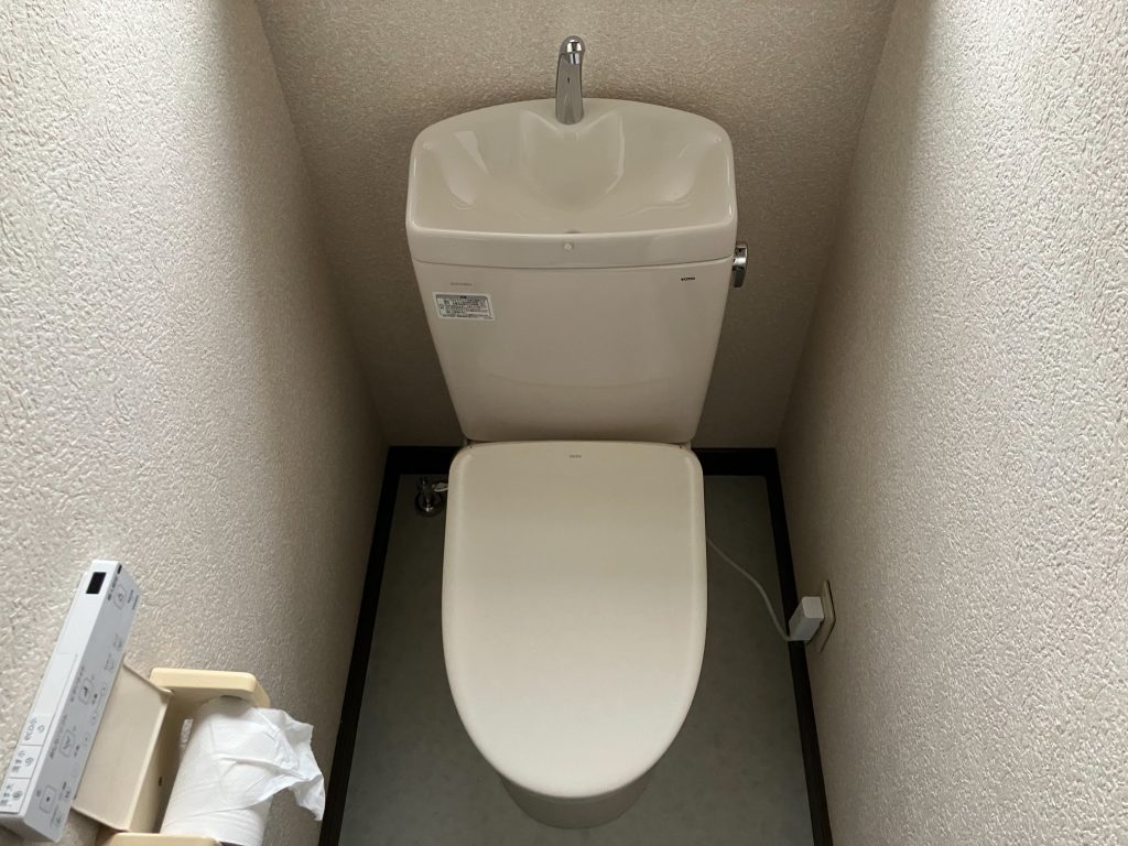 渋川市 1・2階トイレ工事 〈TOTO ピュアレストQR+F1A〉