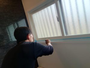 渋川市　浴室内窓工事〈LIXIL　インプラス　引違窓　Low-Eペアガラス　ガス入り　透明ガラス〉