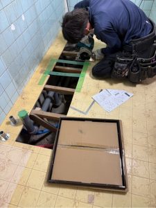 高崎市　洗面脱衣室工事〈TOTO　Vシリーズ　W750　一面鏡〉