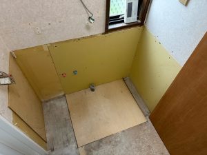 渋川市　洗面・脱衣室工事〈タカラ　洗面台　リジャスト　W750〉