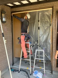 渋川市　玄関ドア工事〈LIXIL　リシェント　ペアガラス仕様断熱ドア　P16〉