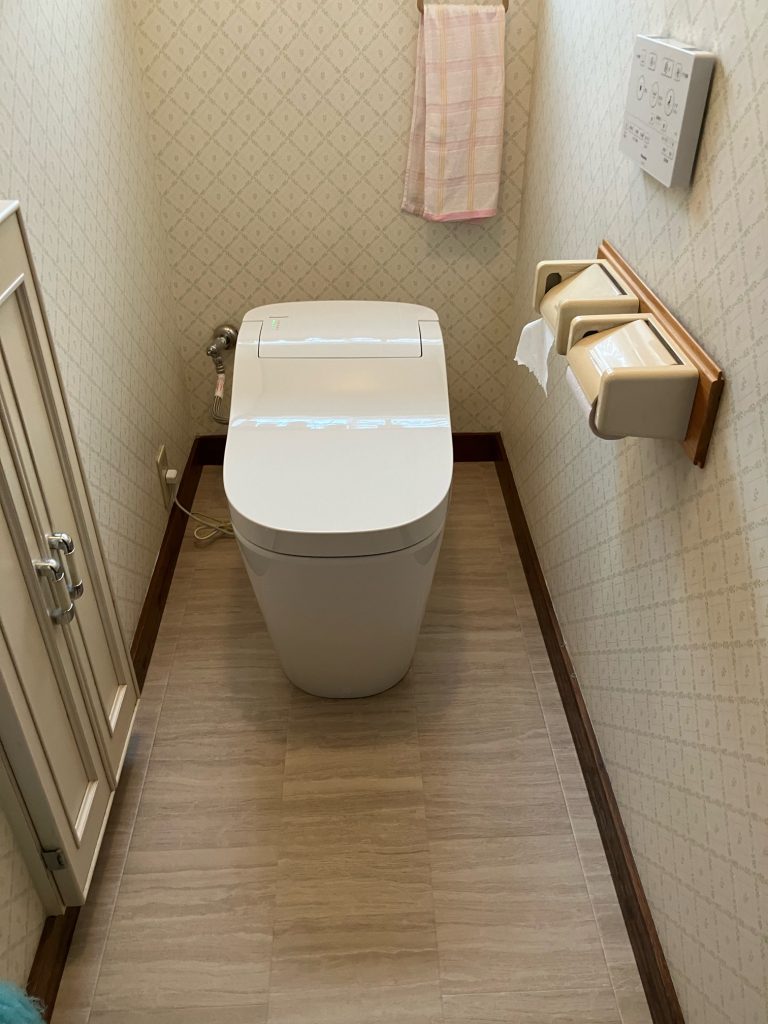 渋川市　トイレ工事　〈Panasonic　アラウーノ　S160　タイプ2〉