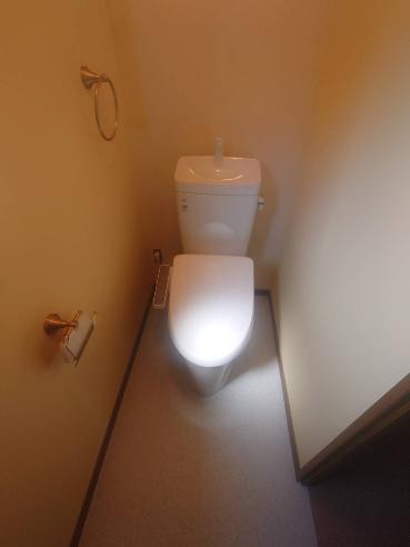 前橋市　トイレ工事〈LIXIL　アメージュZ+シャワートイレD〉