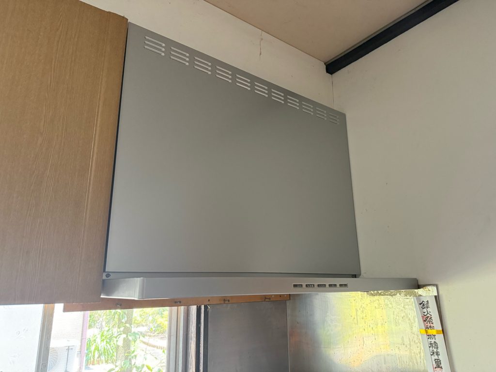 渋川市　レンジフード工事　〈LIXIL　SERシリーズ〉