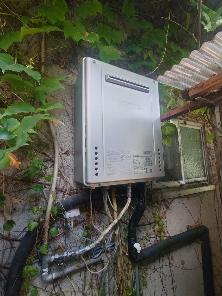 渋川市　ガス給湯器工事〈ノーリツ　ガスふろ給湯器20号　GT-C2072SAW　BL〉