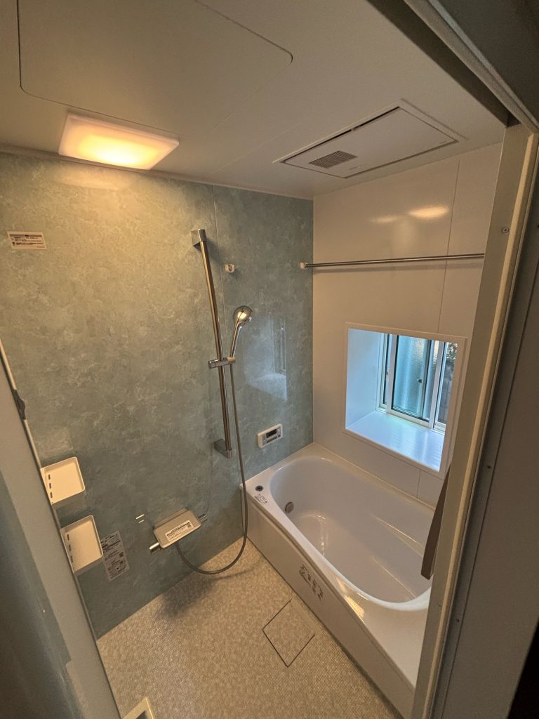 渋川市　浴室工事　〈TOTO　サザナS　1216〉