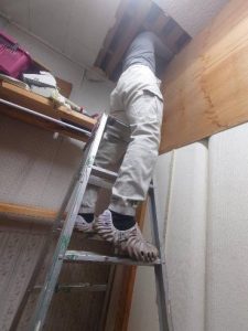 渋川市　屋根裏・給水管漏水工事