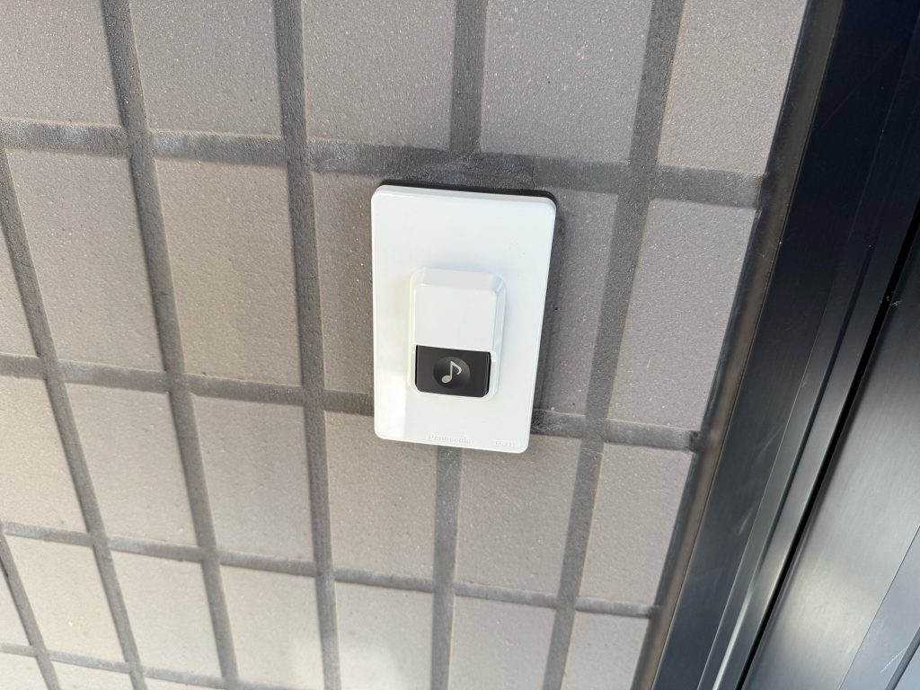 渋川市　玄関チャイム工事〈Panasonic　報知用チャイム　EC710K〉