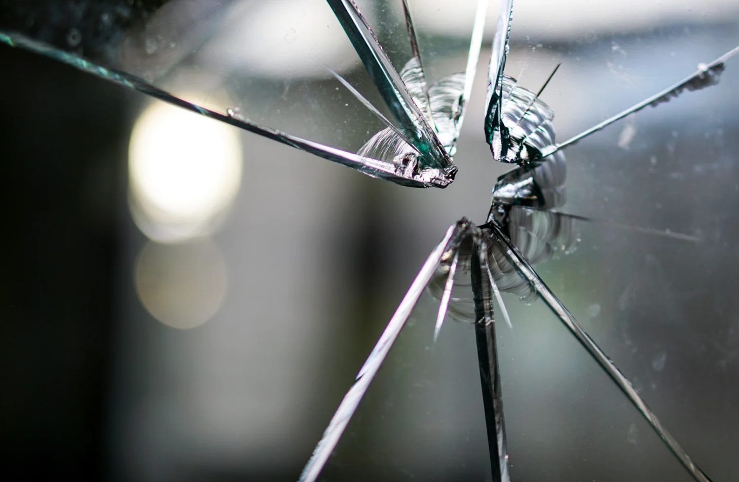 内窓リフォームと補助金を活用した防犯対策