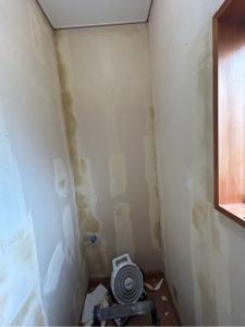 吉岡町　１Ｆトイレ工事〈LIXIL　アメージュZ+KA31　手洗い付き〉