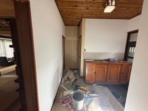 吉岡町　玄関ホール・廊下工事〈LIXIL　ラシッサＳフロア〉