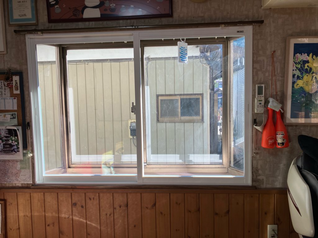 渋川市　内窓工事　〈LIXIL　インプラス〉