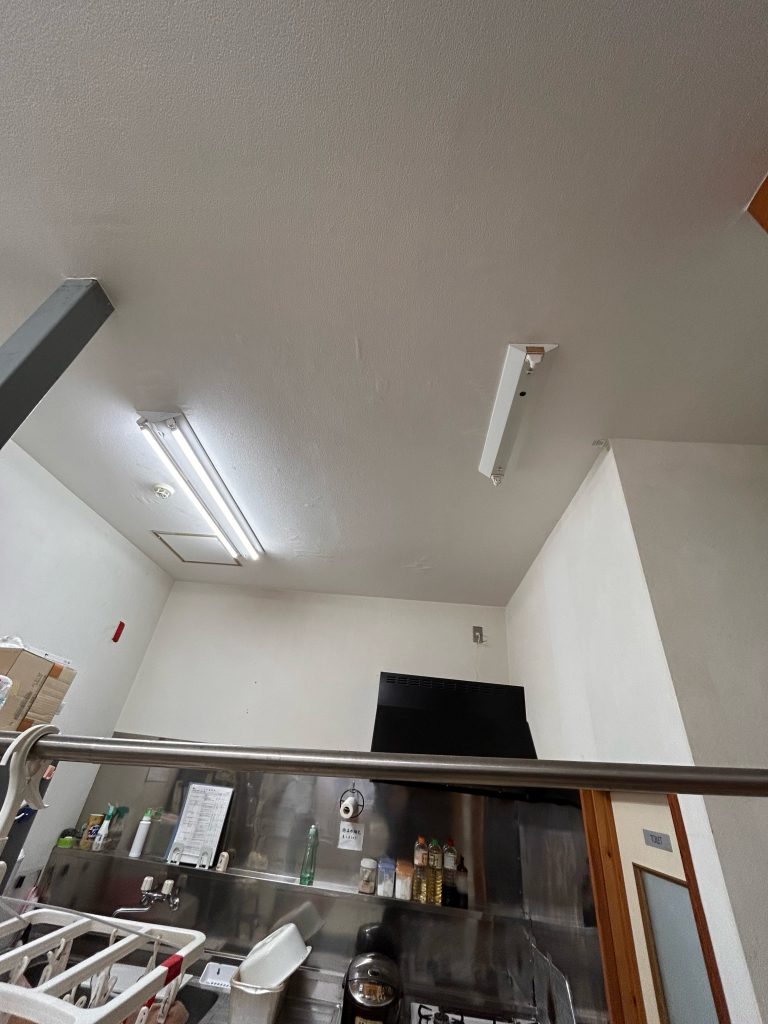渋川市　台所天井工事