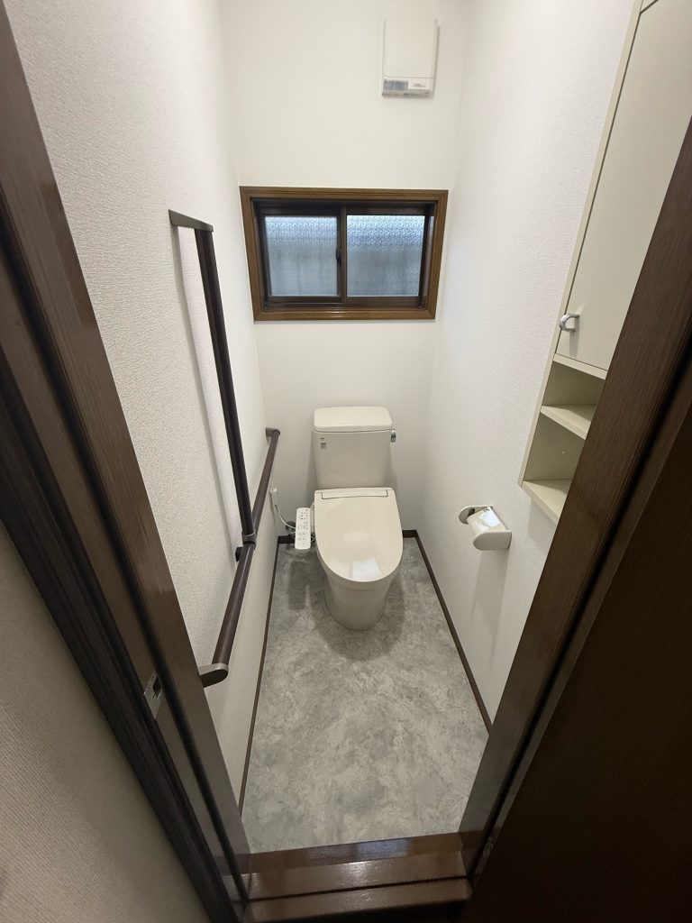 渋川市　１Ｆトイレ工事〈和式トイレ→洋式トイレ〉