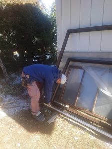 渋川市　勝手口引戸・窓工事〈ＹＫＫ　エピソードⅡ－ＮＥＯ〉