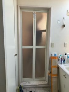 渋川市　浴室折戸工事　