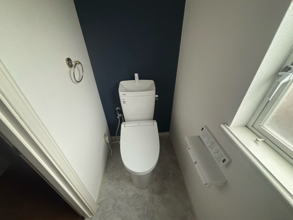 渋川市　トイレ工事〈LIXI　アメージュZ+KA31〉