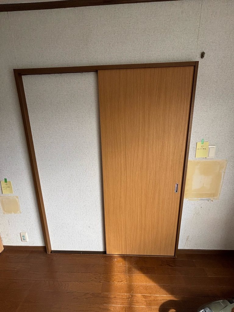 渋川市　引戸製作工事　