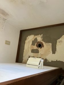 渋川市　隅置きタンクトイレ工事