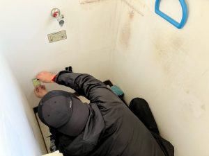 渋川市　隅置きタンクトイレ工事