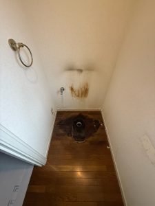 渋川市　トイレ工事〈LIXI　アメージュZ+KA31〉