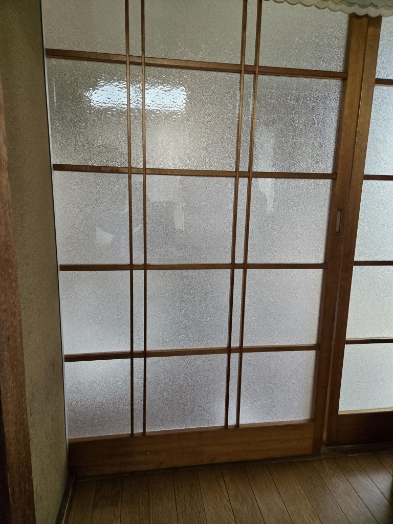 渋川市　ガラス交換工事　