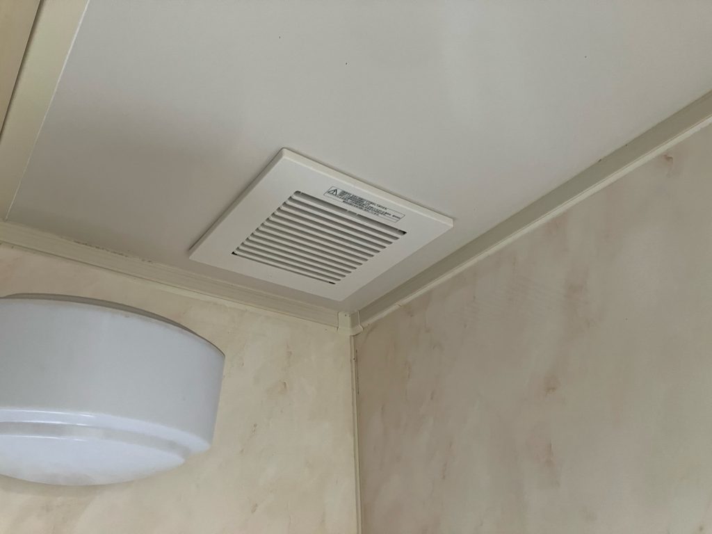 渋川市　浴室換気扇工事〈Panasonic　FY-17C8〉
