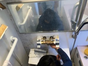 渋川市　浴室シャワー水栓漏水工事〈カートリッジ交換〉