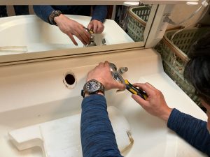 吉岡町　洗面台水栓工事