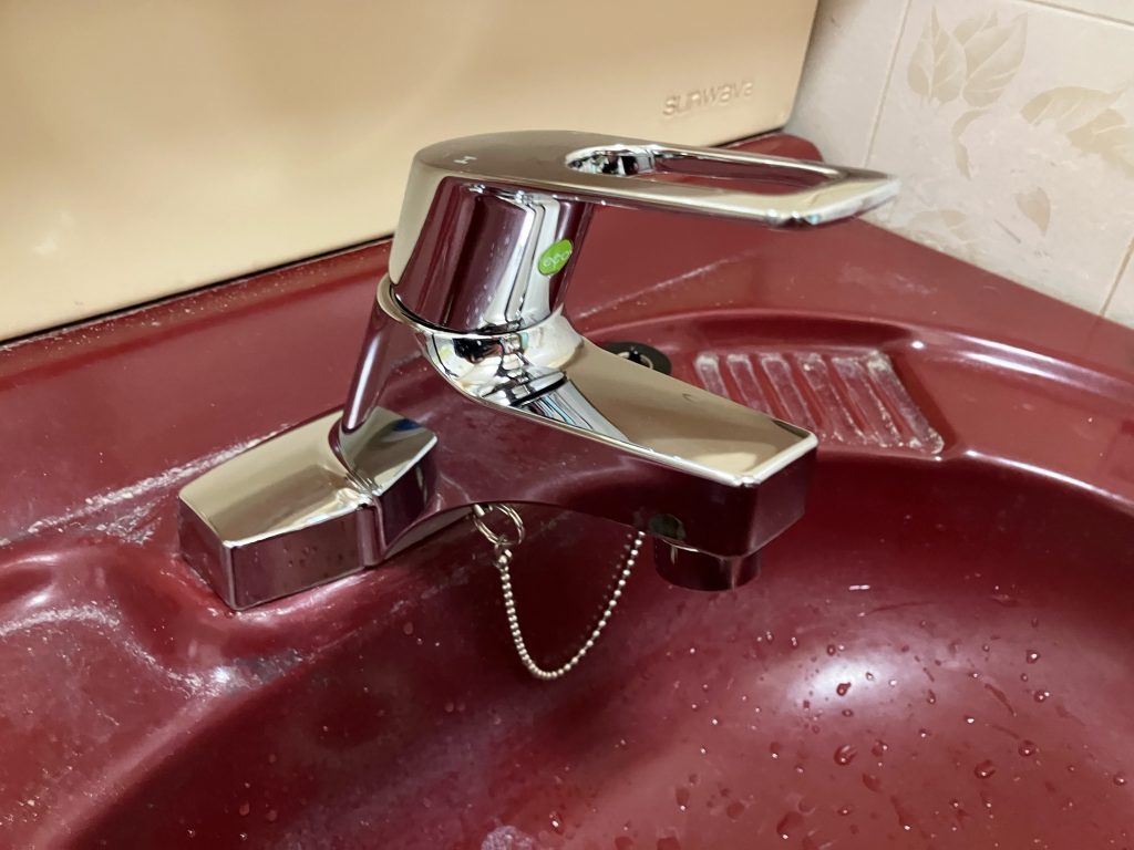 渋川市　洗面台水栓交換工事