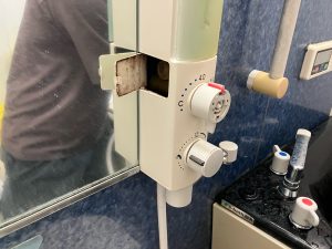 高崎市　浴室シャワー水栓サーモスタット取付工事