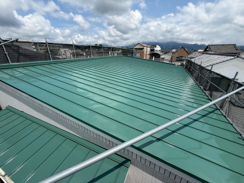 渋川市　１Ｆ・2Ｆ屋根塗装工事〈日本ペイント　サーモアイ〉