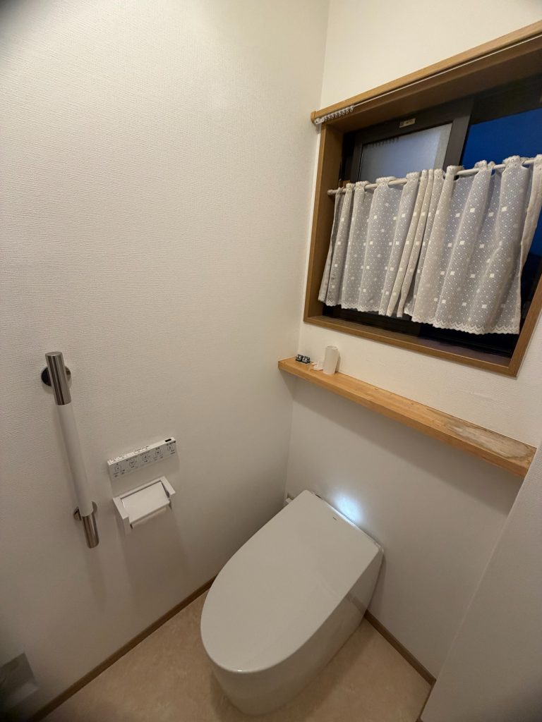 渋川市　1Fトイレ工事　〈TOTO　ネオレストAS2　リモデル〉