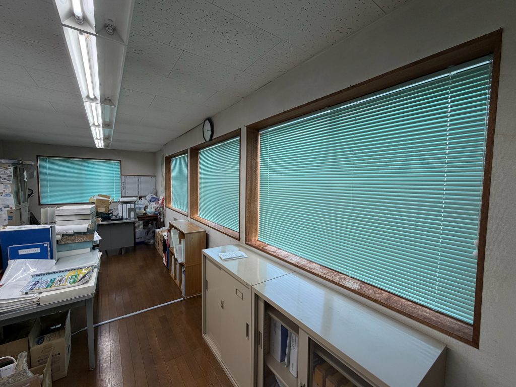 渋川市　ブラインド交換工事〈ニチベイ　ポポラ２〉