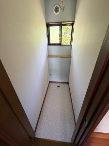 渋川市　トイレ工事〈LIXIL　アメージュZ+シャワートイレD　手洗い付き〉