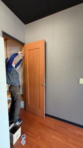 渋川市　室内ドア修理工事