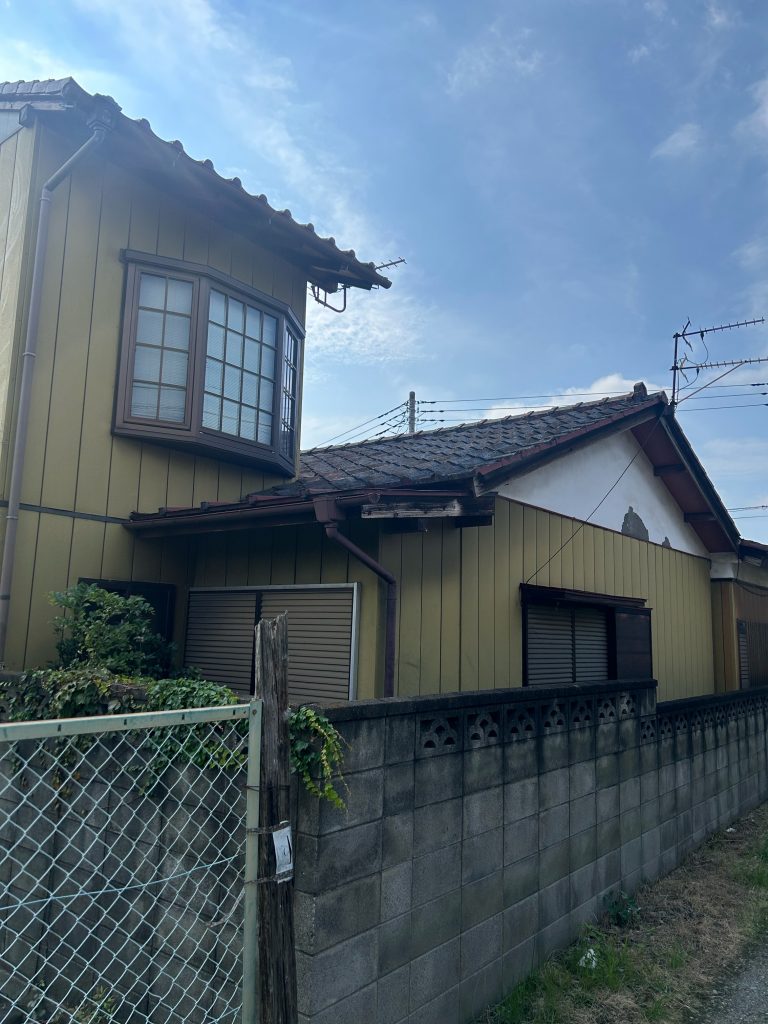 渋川市　雨漏り補修工事〈ゴムアス・ＧＬ鋼板・モルロック〉